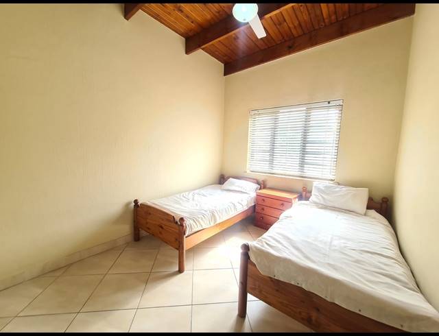 3 BEDROOM FLAT FOR SALE IN WILLARD BEACH